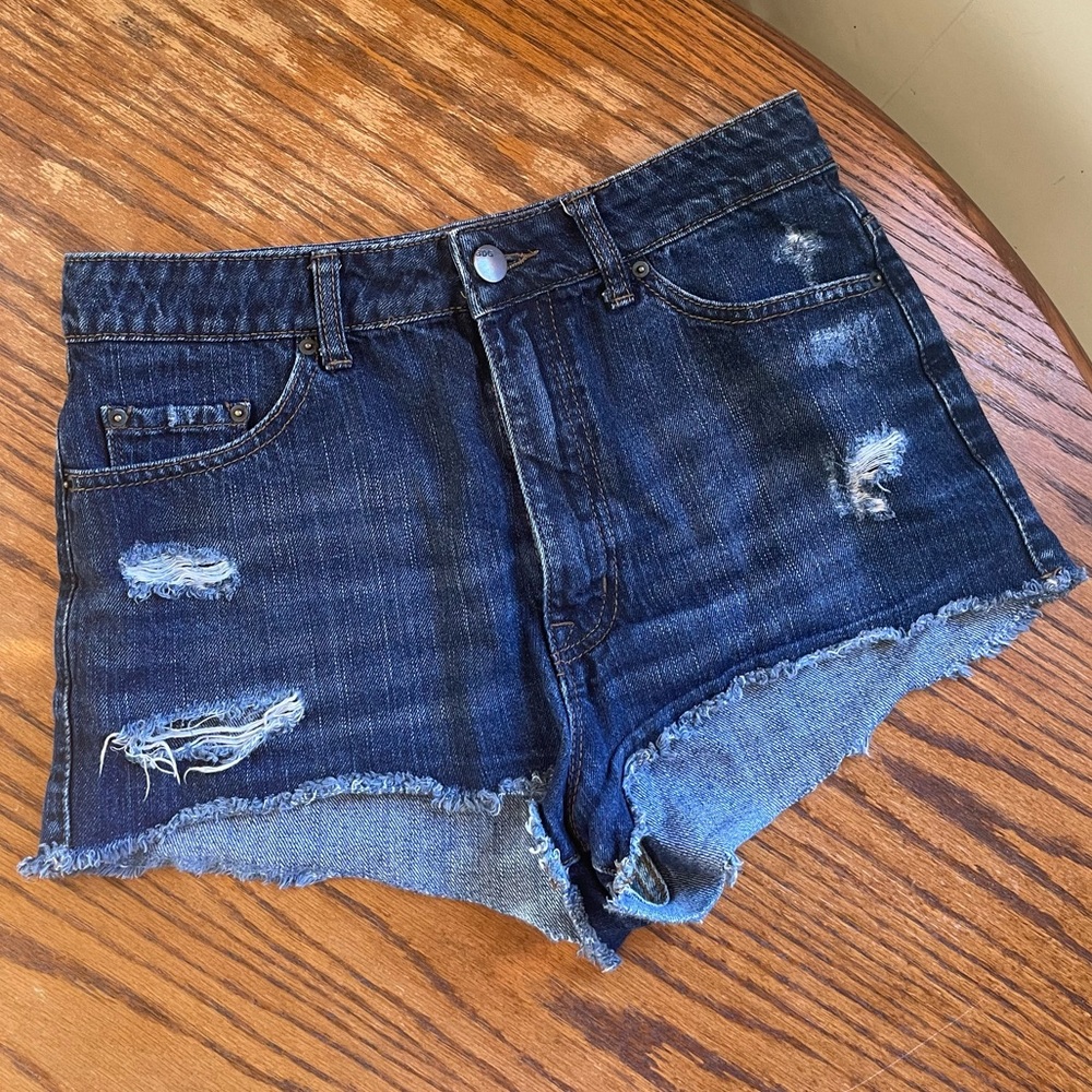 EUC BDG High Waisted Cheeky Denim Jean Shorts so 30 L XL excellent condition